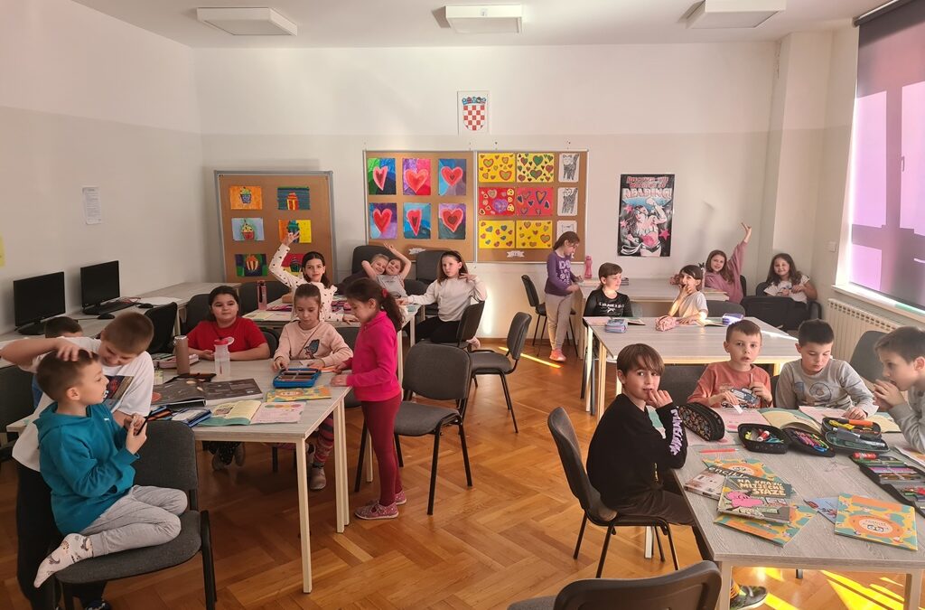 Projekt Naša mala knjižnica