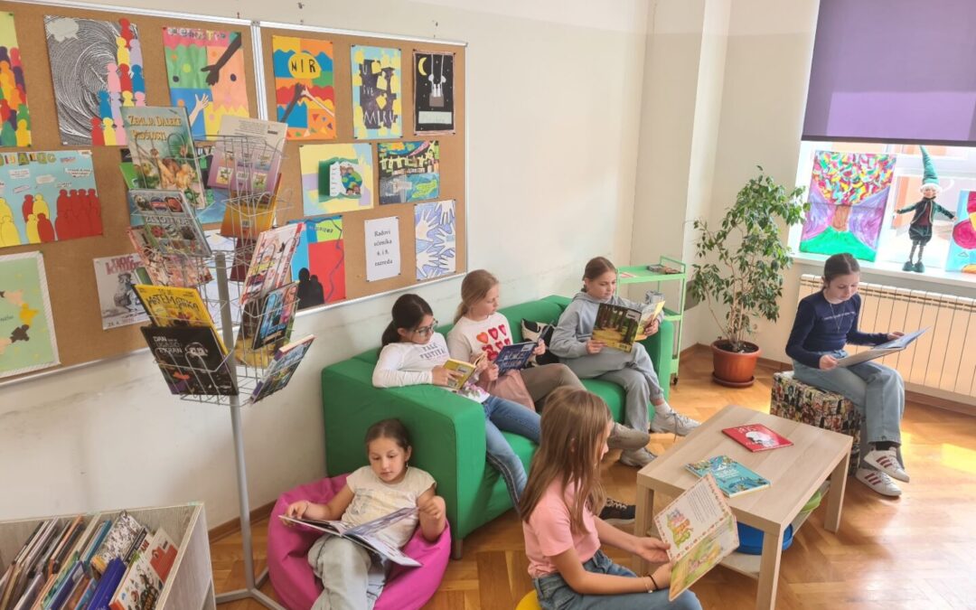 Čitateljski kutak u knjižnici